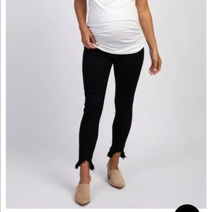 Pink Blush maternity jeans size 24